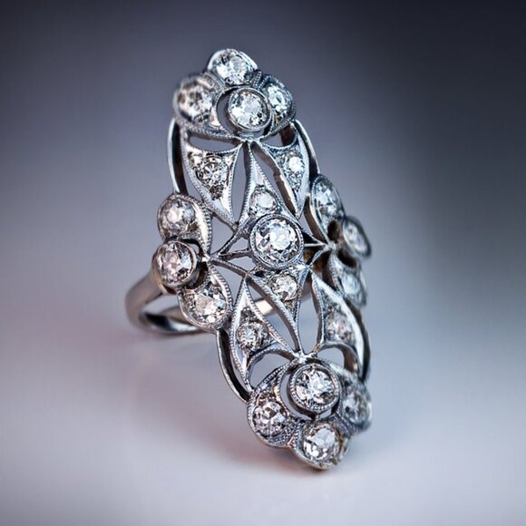 Vintage 925 Sterling Silver Hollow Flower Ring - Sali  😍Retro Flower Design Silver Plated Noble Hollow Vintage Ring for Women, L203